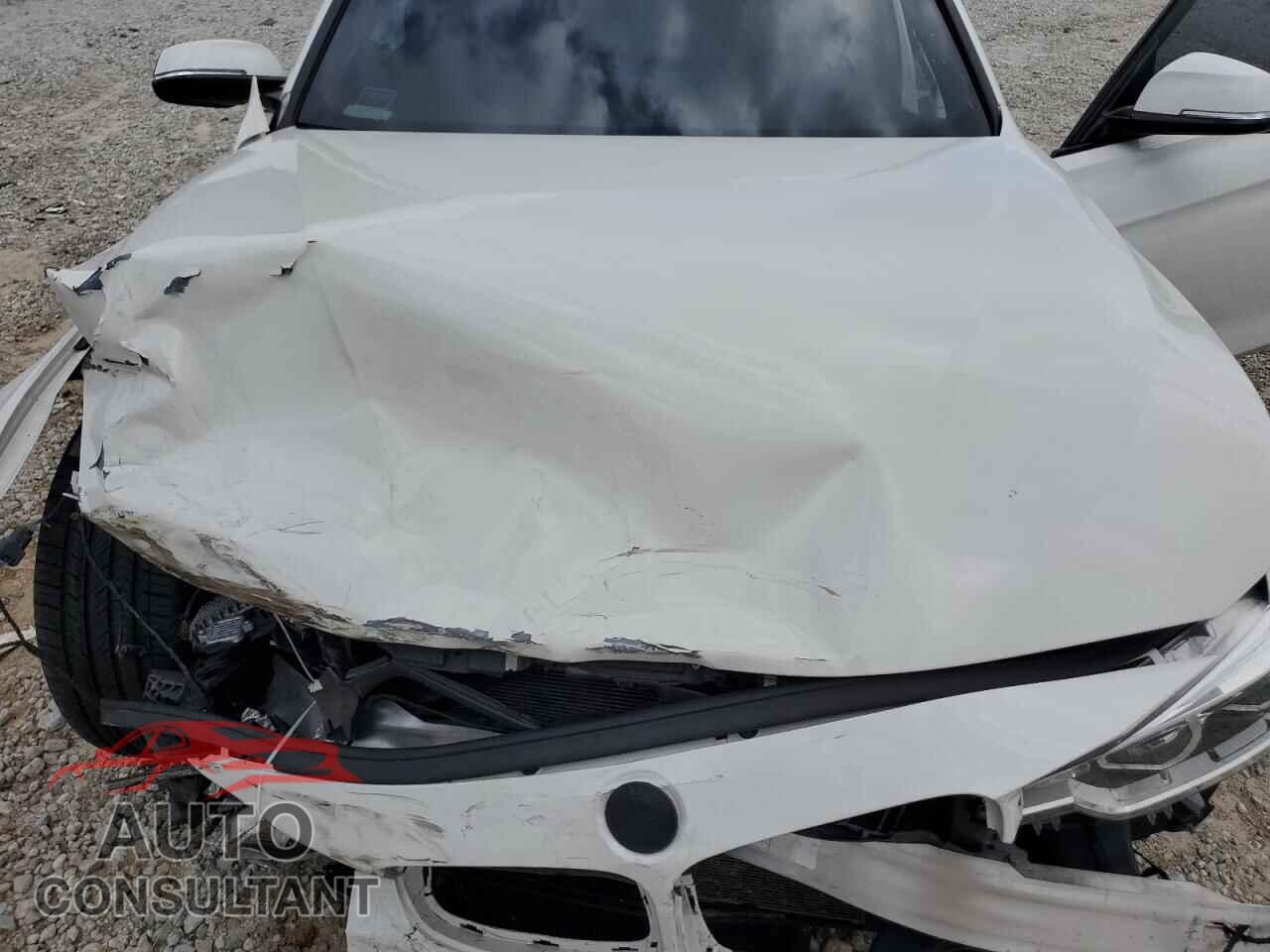 BMW 3 SERIES 2016 - WBA8B7C53GK702855