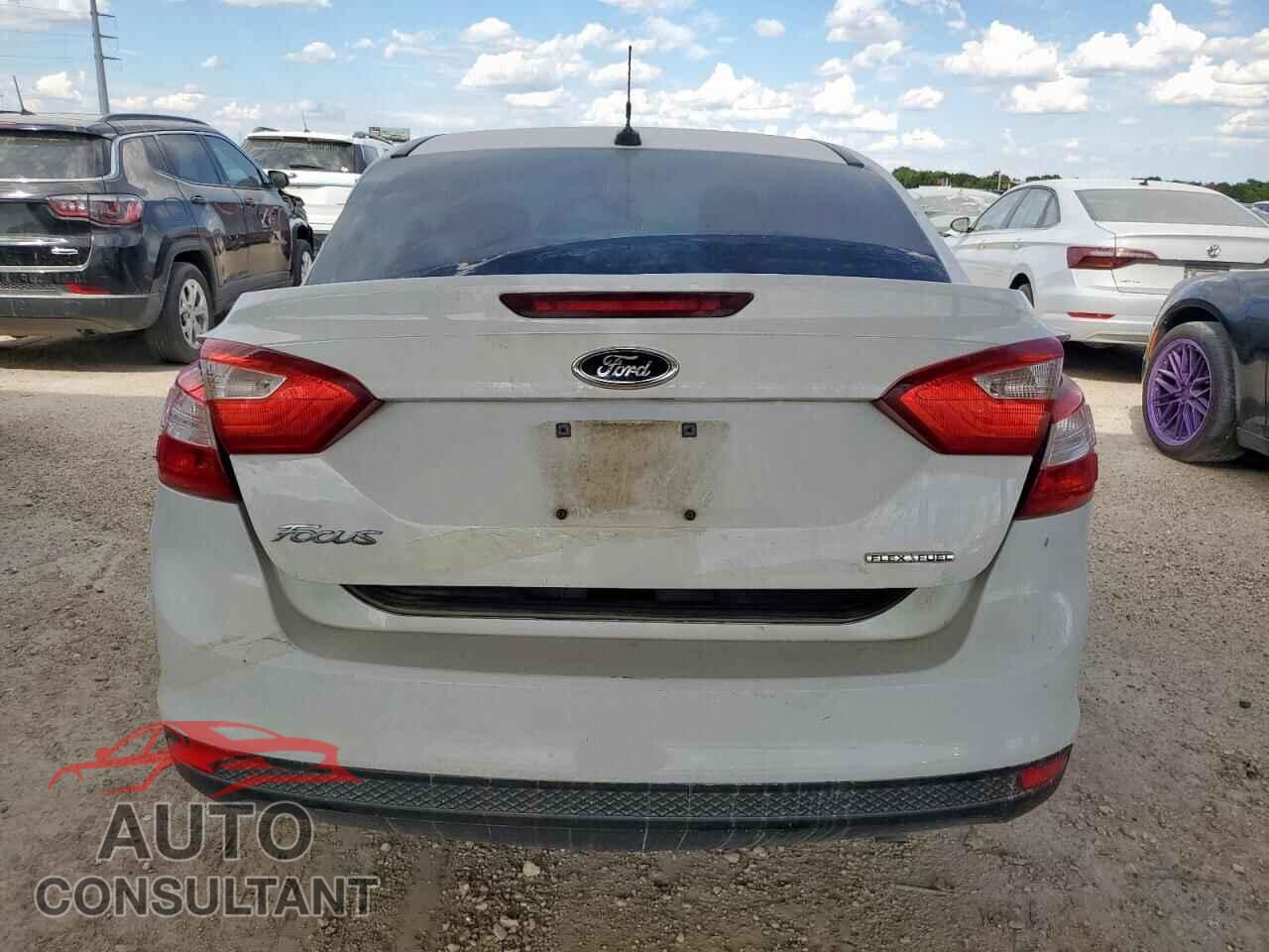 FORD FOCUS 2013 - 1FADP3E27DL146110