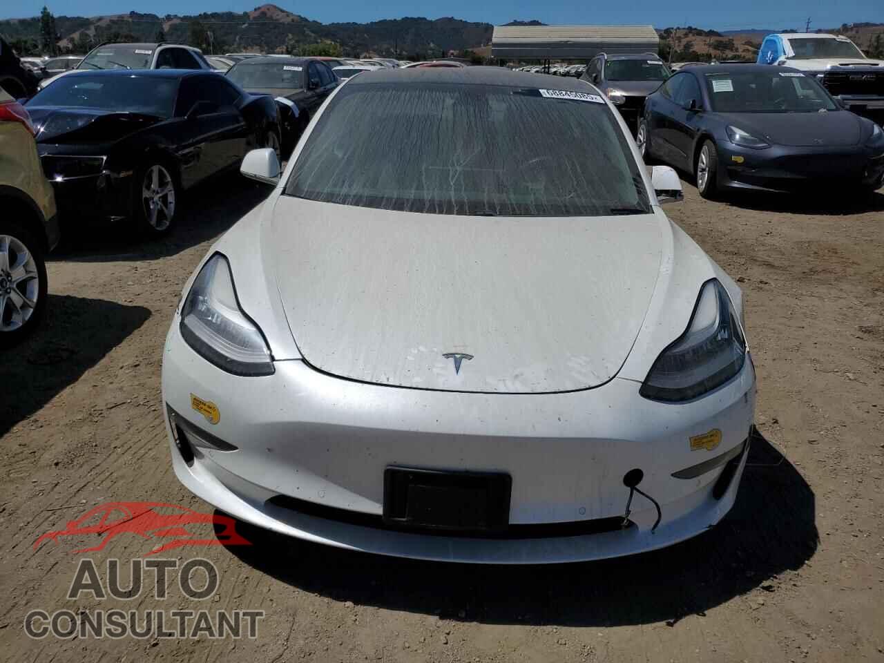 TESLA MODEL 3 2020 - 5YJ3E1EB4LF619527