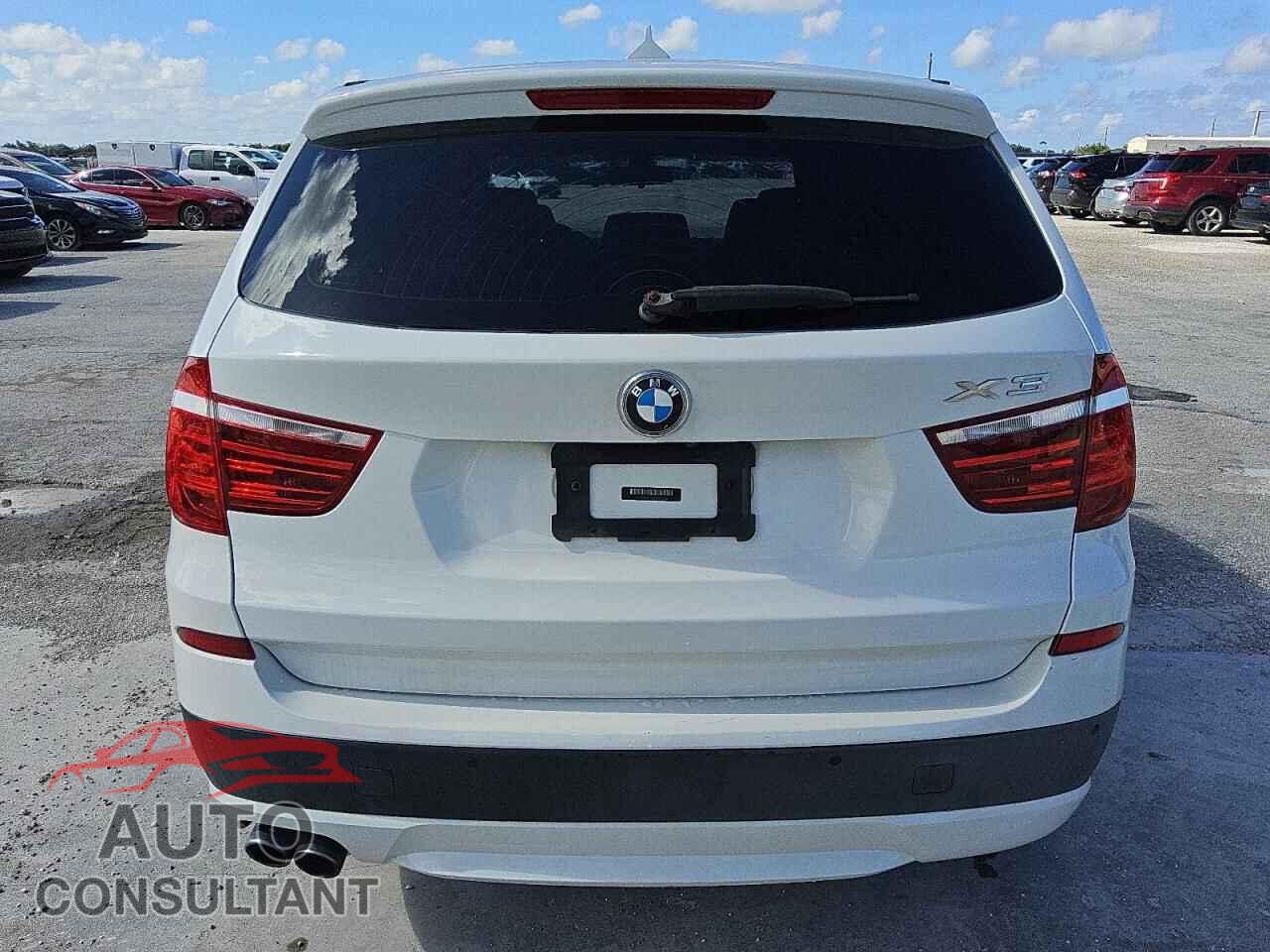 BMW X3 2014 - 5UXWX9C56E0D26556