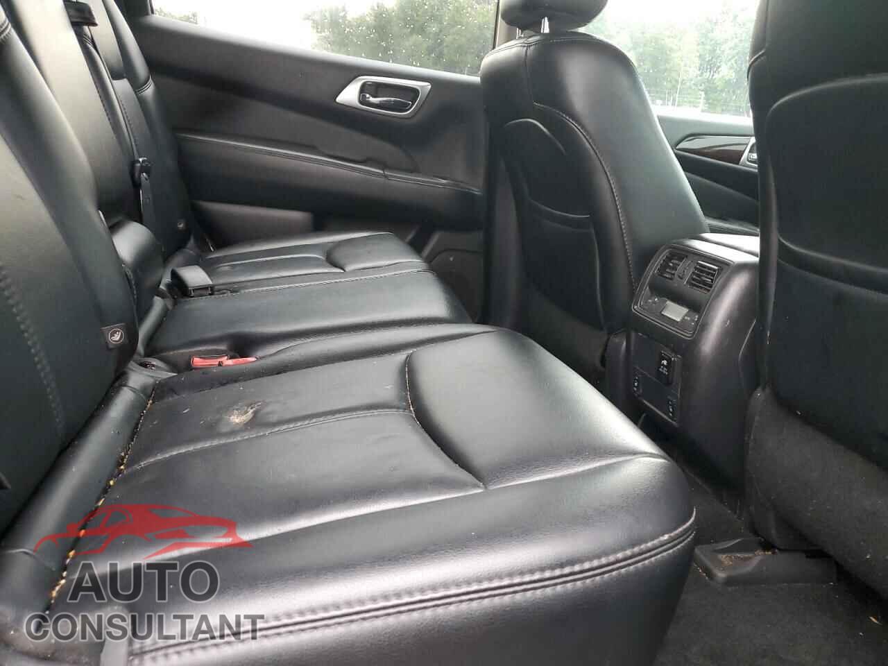 NISSAN PATHFINDER 2015 - 5N1AR2MM8FC671583