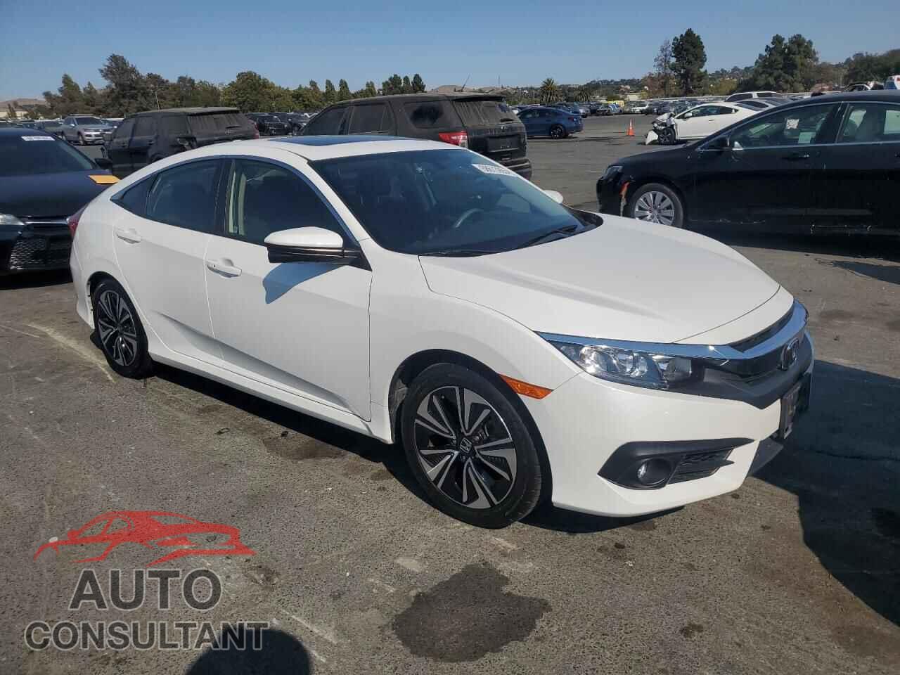 HONDA CIVIC 2018 - JHMFC1F34JX002933