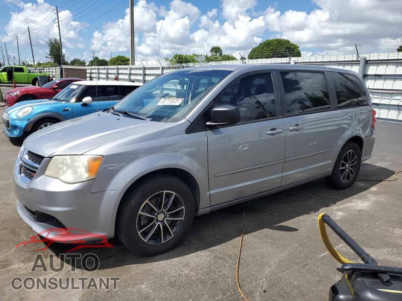 DODGE CARAVAN 2013 - 2C4RDGBG1DR796235