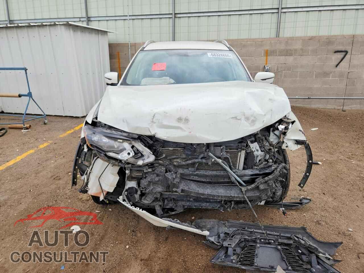 NISSAN ROGUE 2017 - KNMAT2MV2HP618629