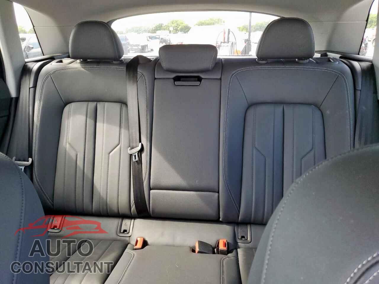 AUDI E-TRON 2022 - WA1AAAGE4NB011906