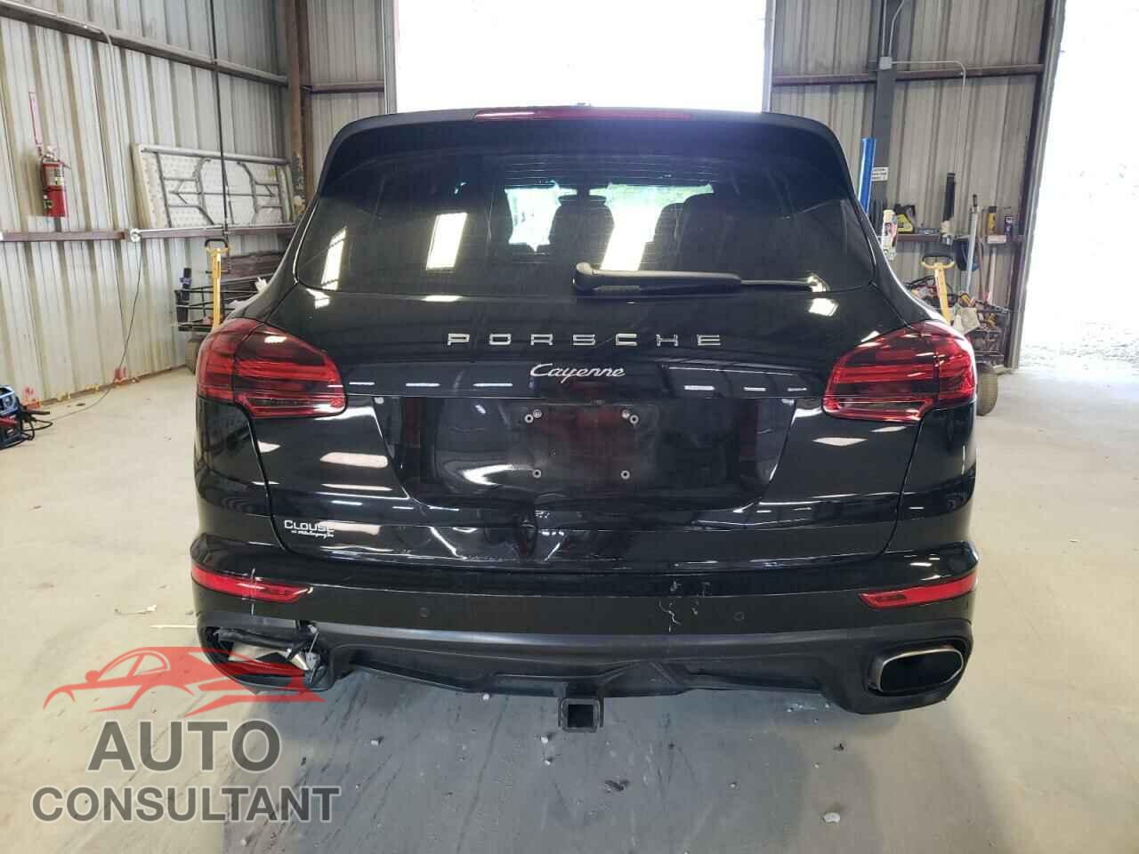 PORSCHE CAYENNE 2016 - WP1AA2A29GLA09672