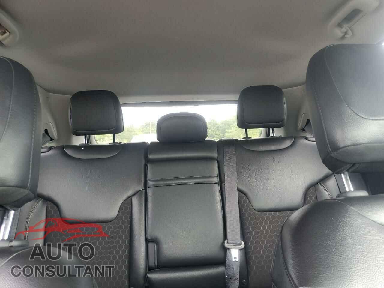 JEEP COMPASS 2018 - 3C4NJDBB5JT349605