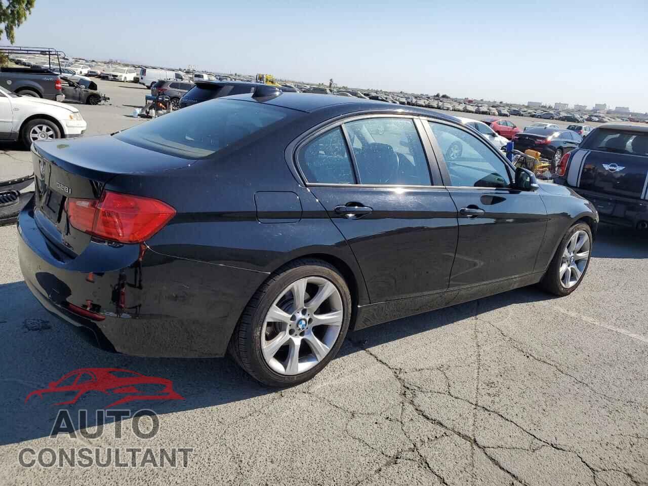 BMW 3 SERIES 2015 - WBA3C1C59FP853852