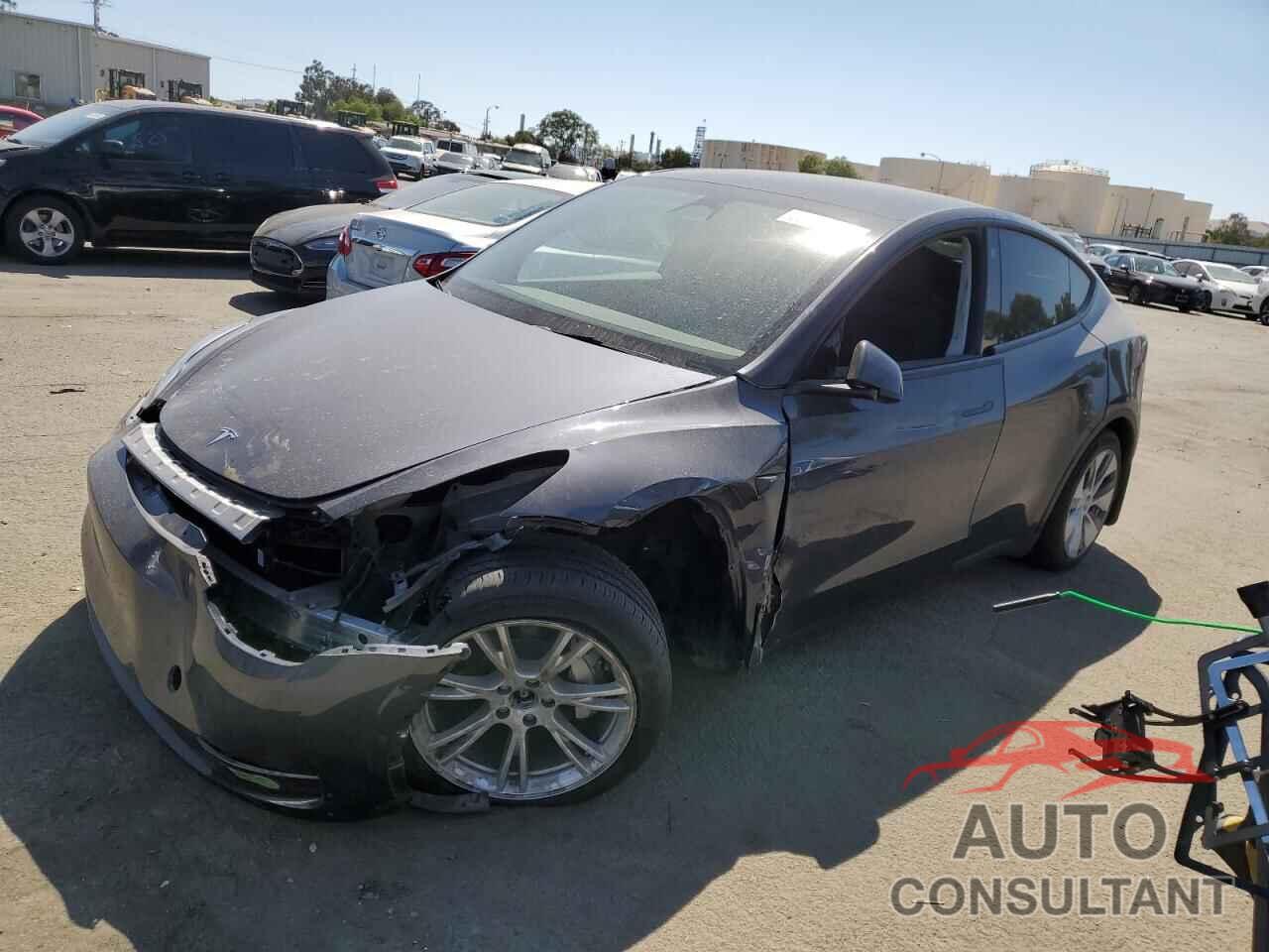 TESLA MODEL Y 2023 - 7SAYGDEE7PF632857