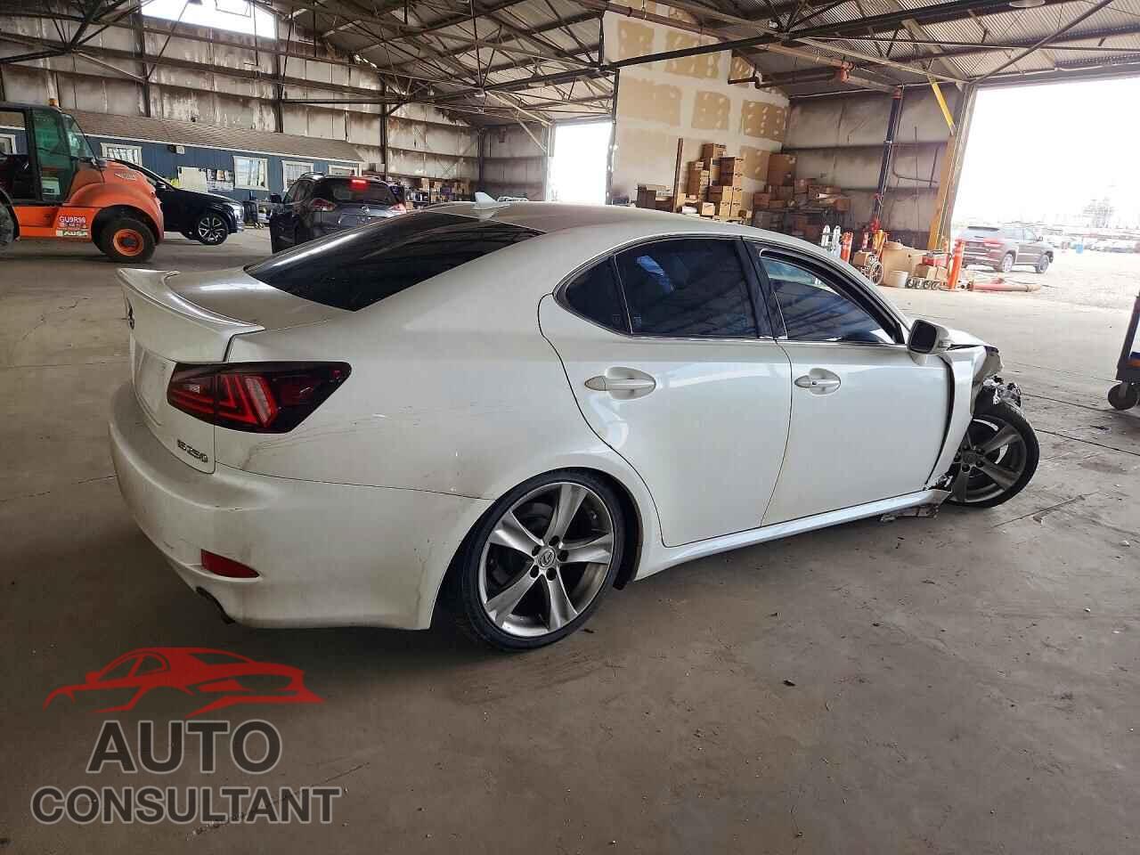 LEXUS IS 2012 - JTHBF5C21C5172819
