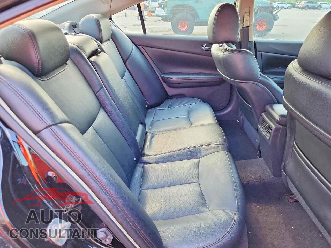 NISSAN MAXIMA 2013 - 1N4AA5AP1DC815103