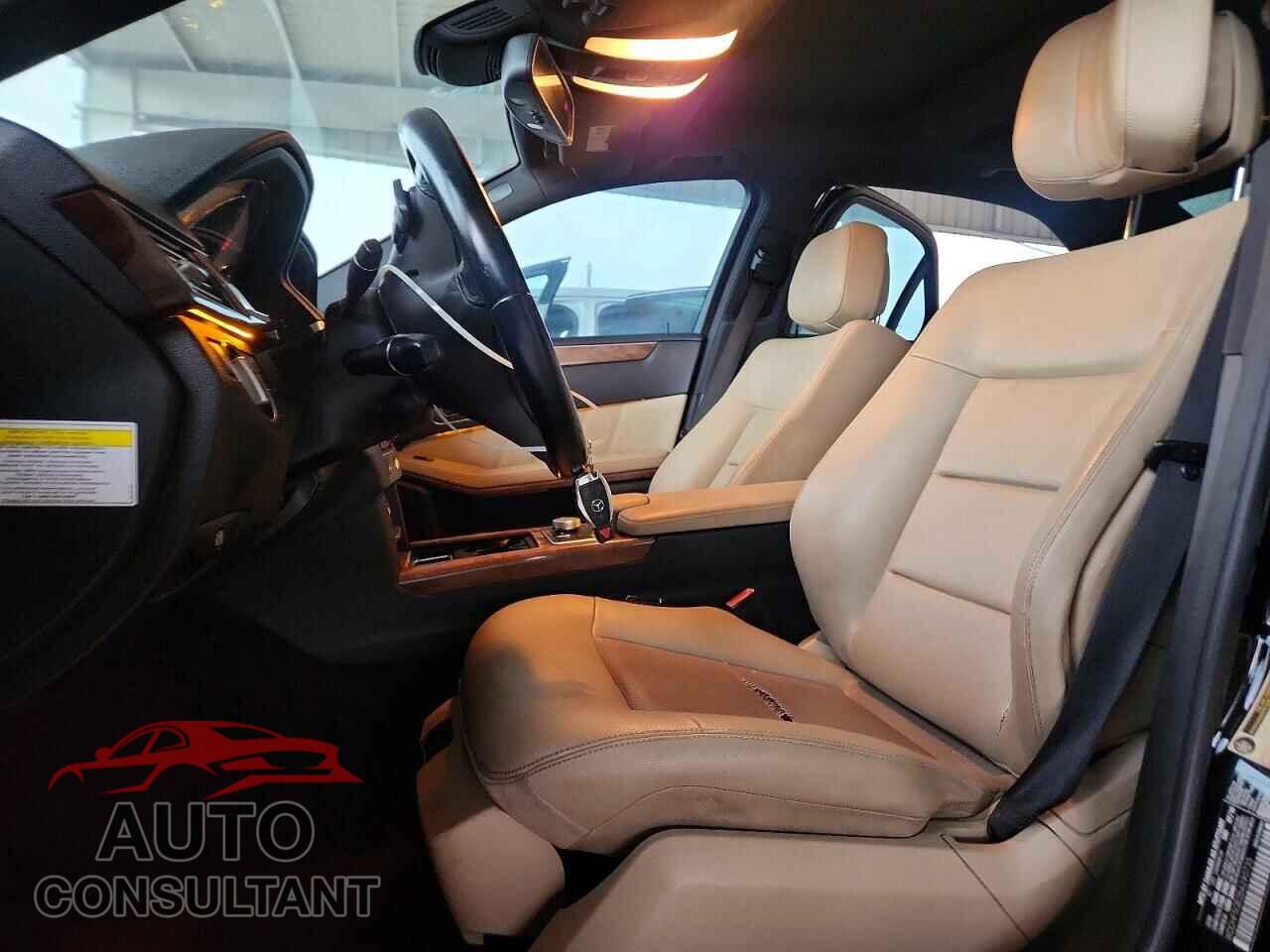 MERCEDES-BENZ E-CLASS 2011 - WDDHF5GB2BA290735