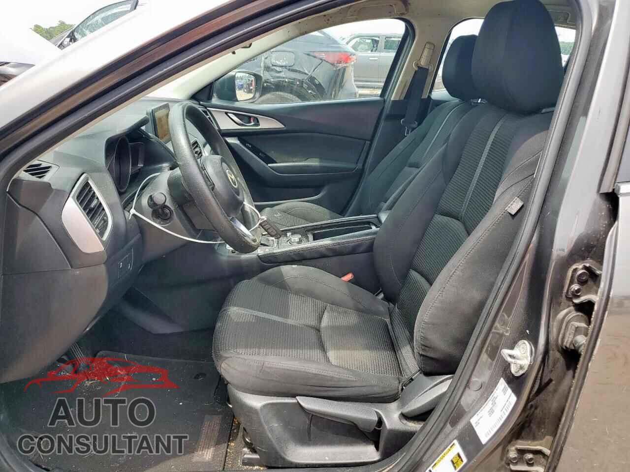 MAZDA 3 2017 - 3MZBN1U77HM137112