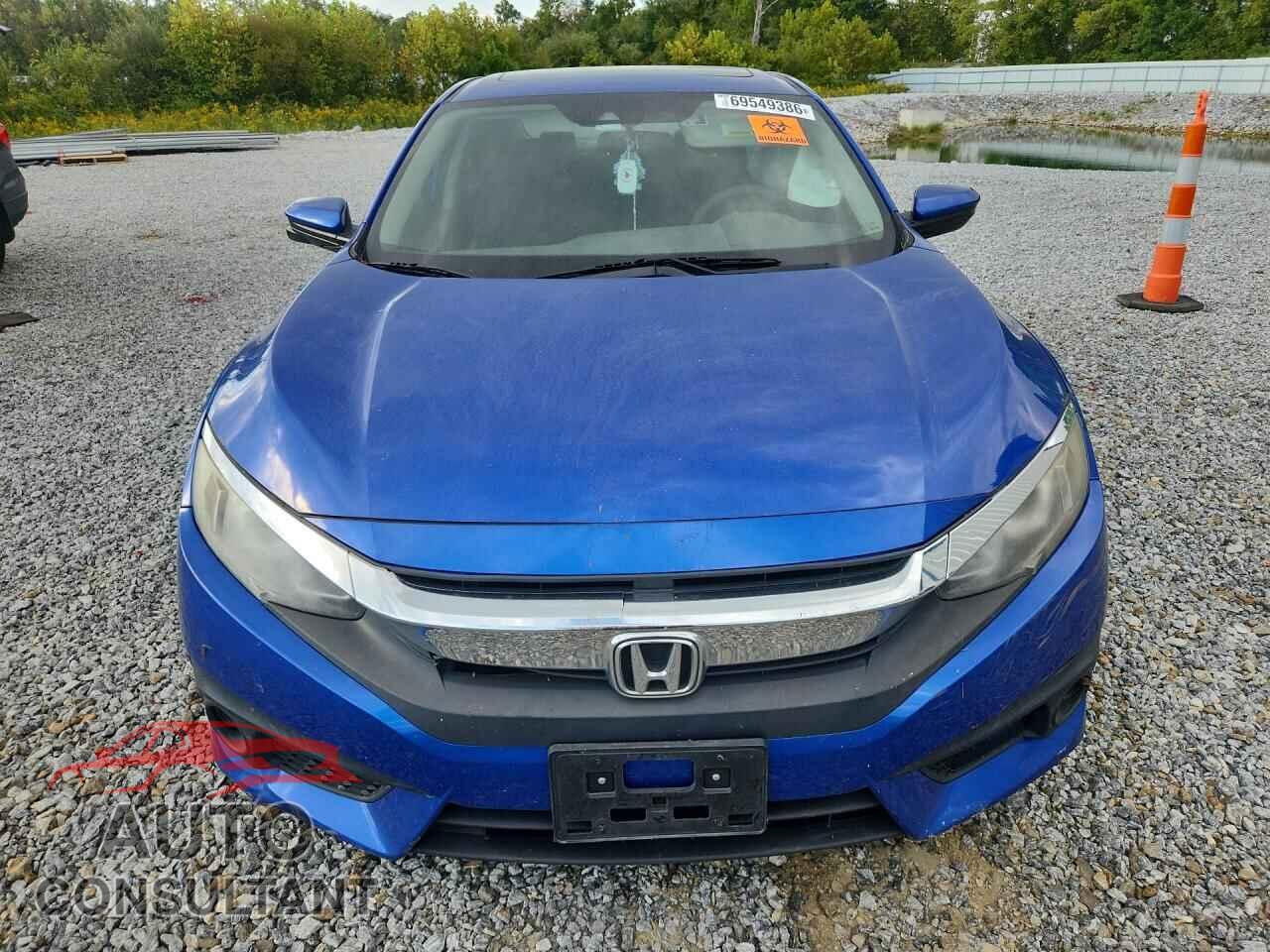 HONDA CIVIC 2017 - 19XFC2F87HE016256