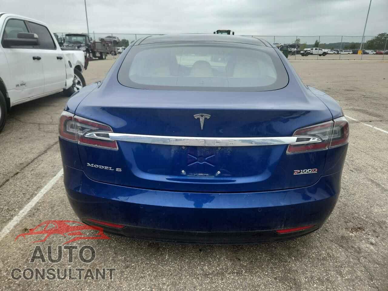 TESLA MODEL S 2018 - 5YJSA1E47JF240558