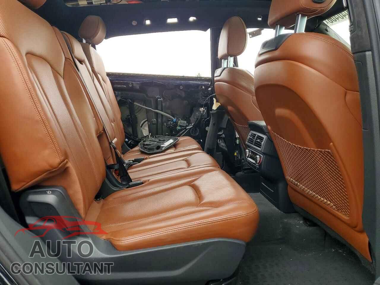 AUDI Q7 2017 - WA1VABF79HD019941