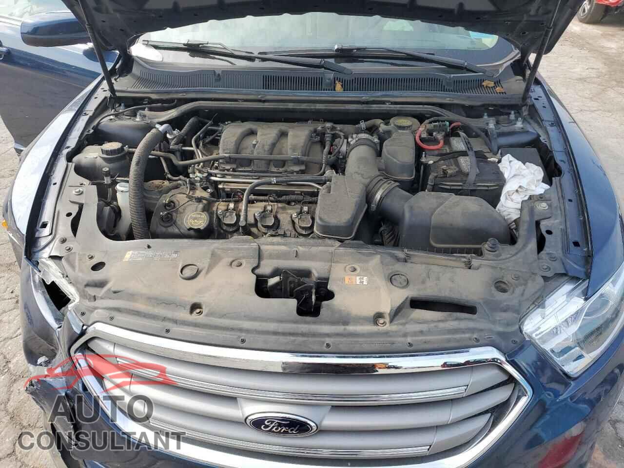 FORD TAURUS 2017 - 1FAHP2E88HG122221