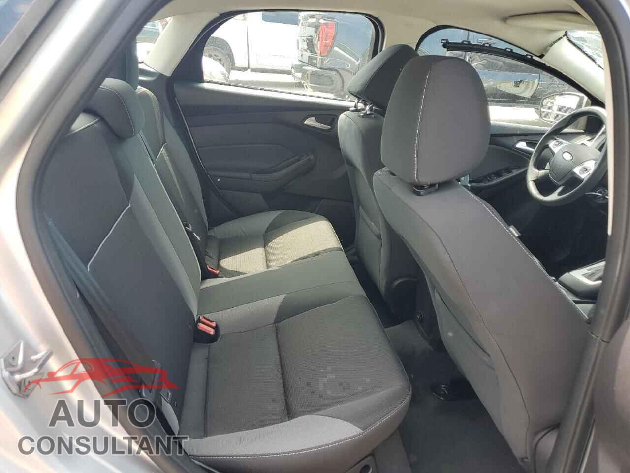 FORD FOCUS 2014 - 1FADP3F20EL313729
