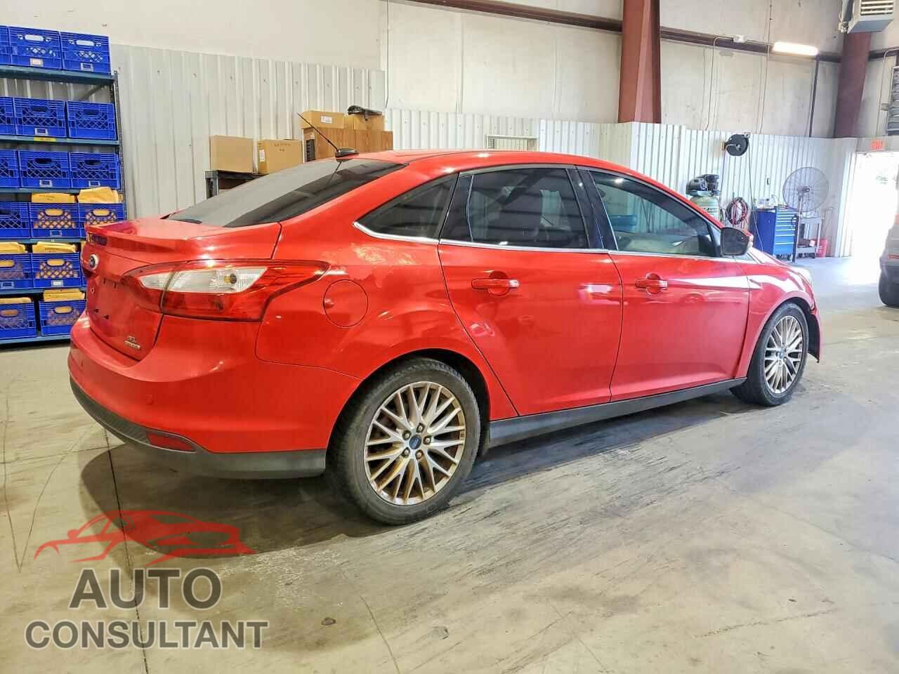 FORD FOCUS 2012 - 1FAHP3H28CL367114