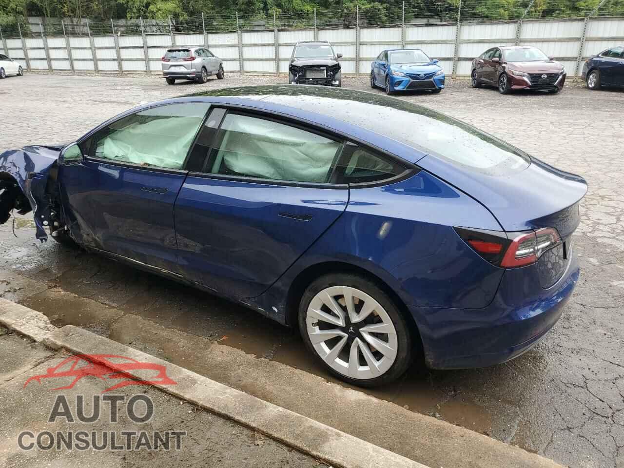 TESLA MODEL 3 2022 - 5YJ3E1EA8NF189673