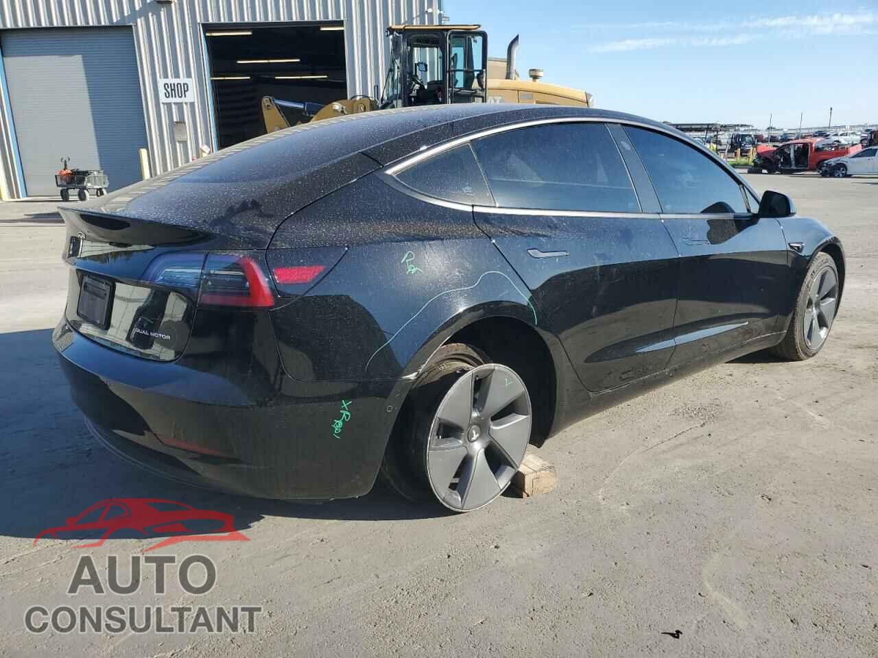 TESLA MODEL 3 2022 - 5YJ3E1EB5NF299024