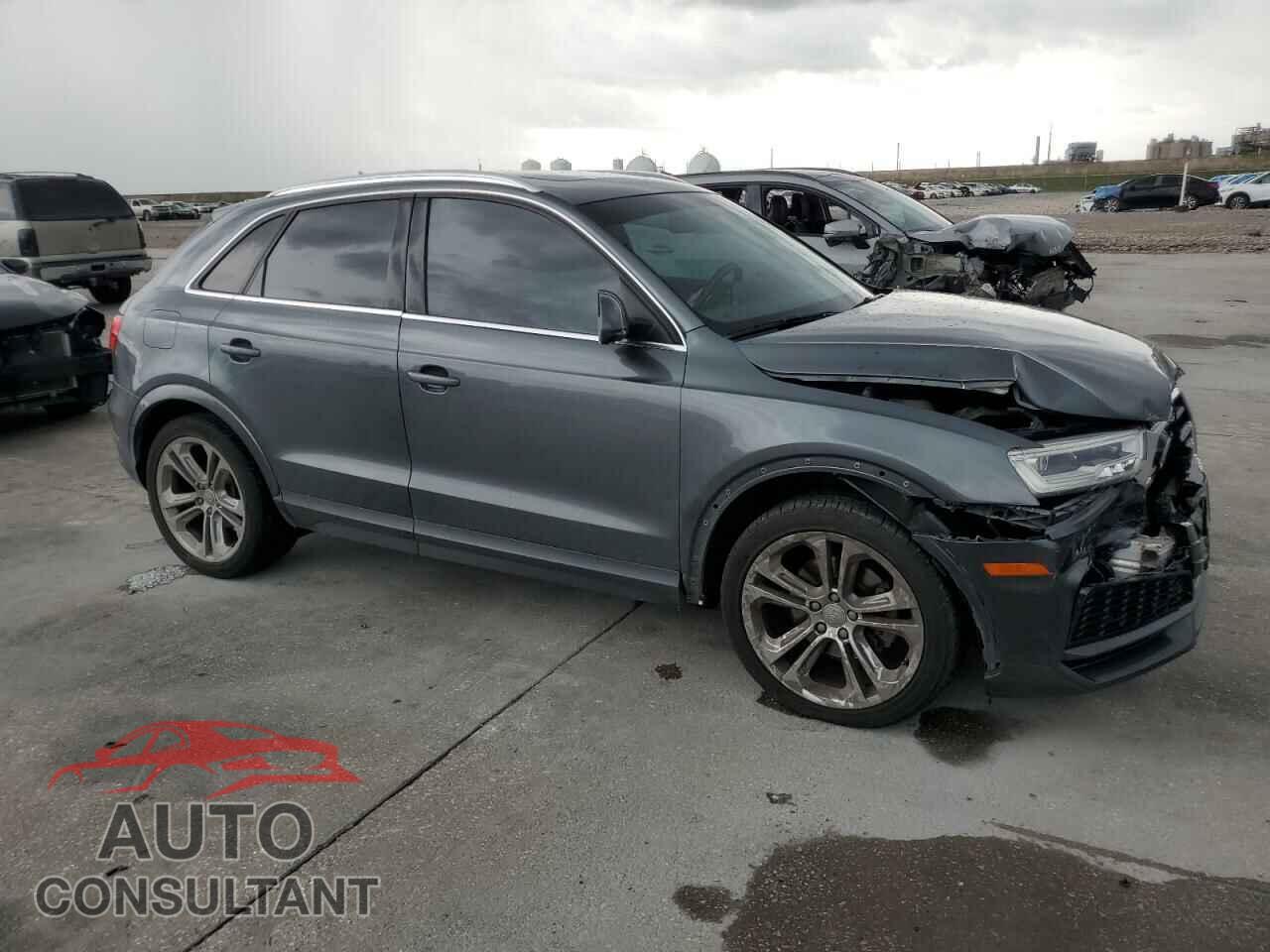 AUDI Q3 2018 - WA1HCCFS2JR030967