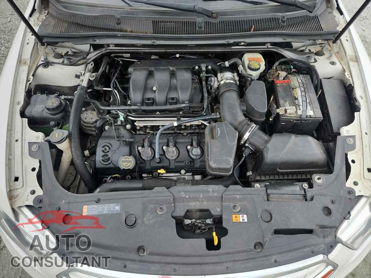 FORD TAURUS 2015 - 1FAHP2F87FG157571