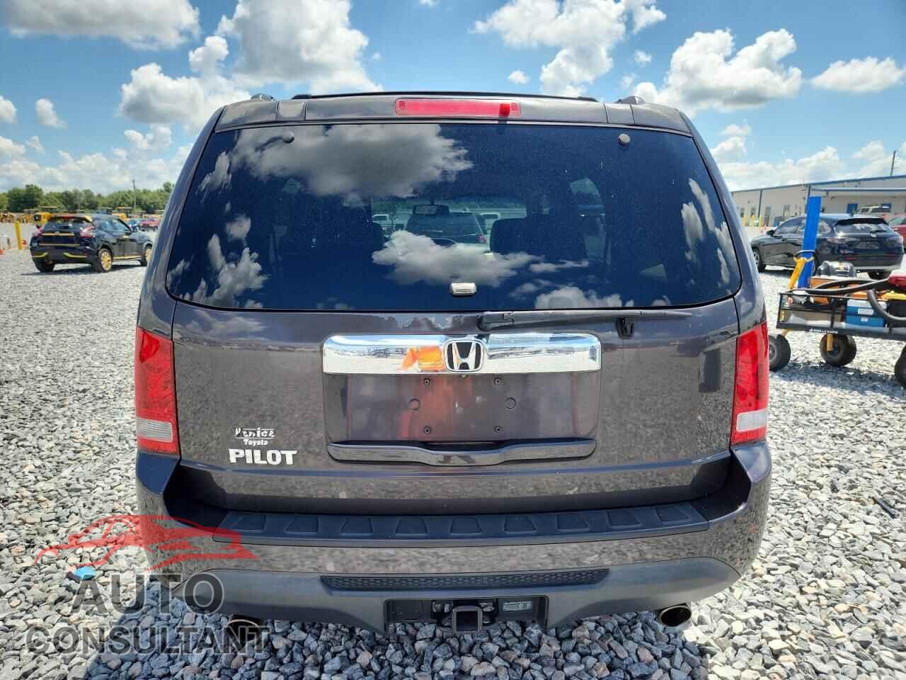HONDA PILOT 2013 - 5FNYF3H52DB024777