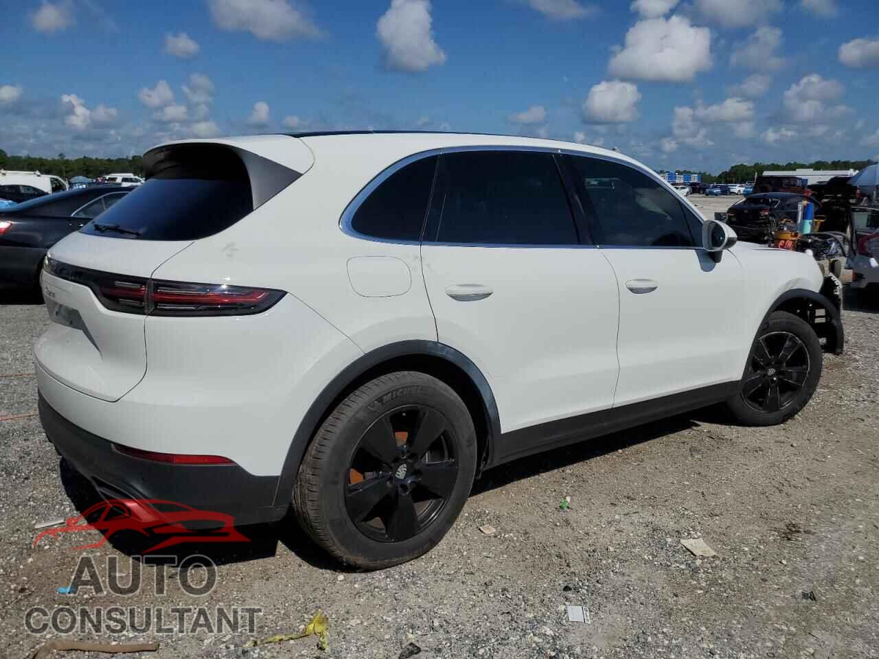PORSCHE CAYENNE 2019 - WP1AA2AY3KDA09528