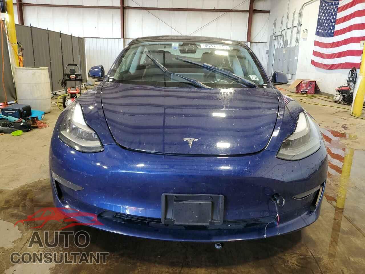 TESLA MODEL 3 2022 - 5YJ3E1EA8NF286033