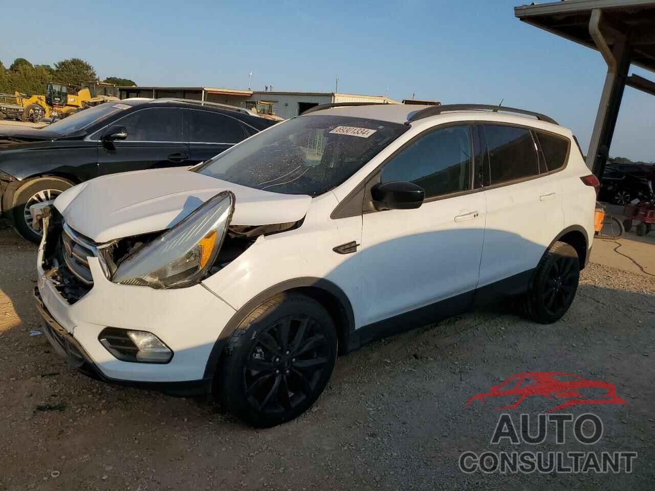 FORD ESCAPE 2019 - 1FMCU0GD4KUB93352