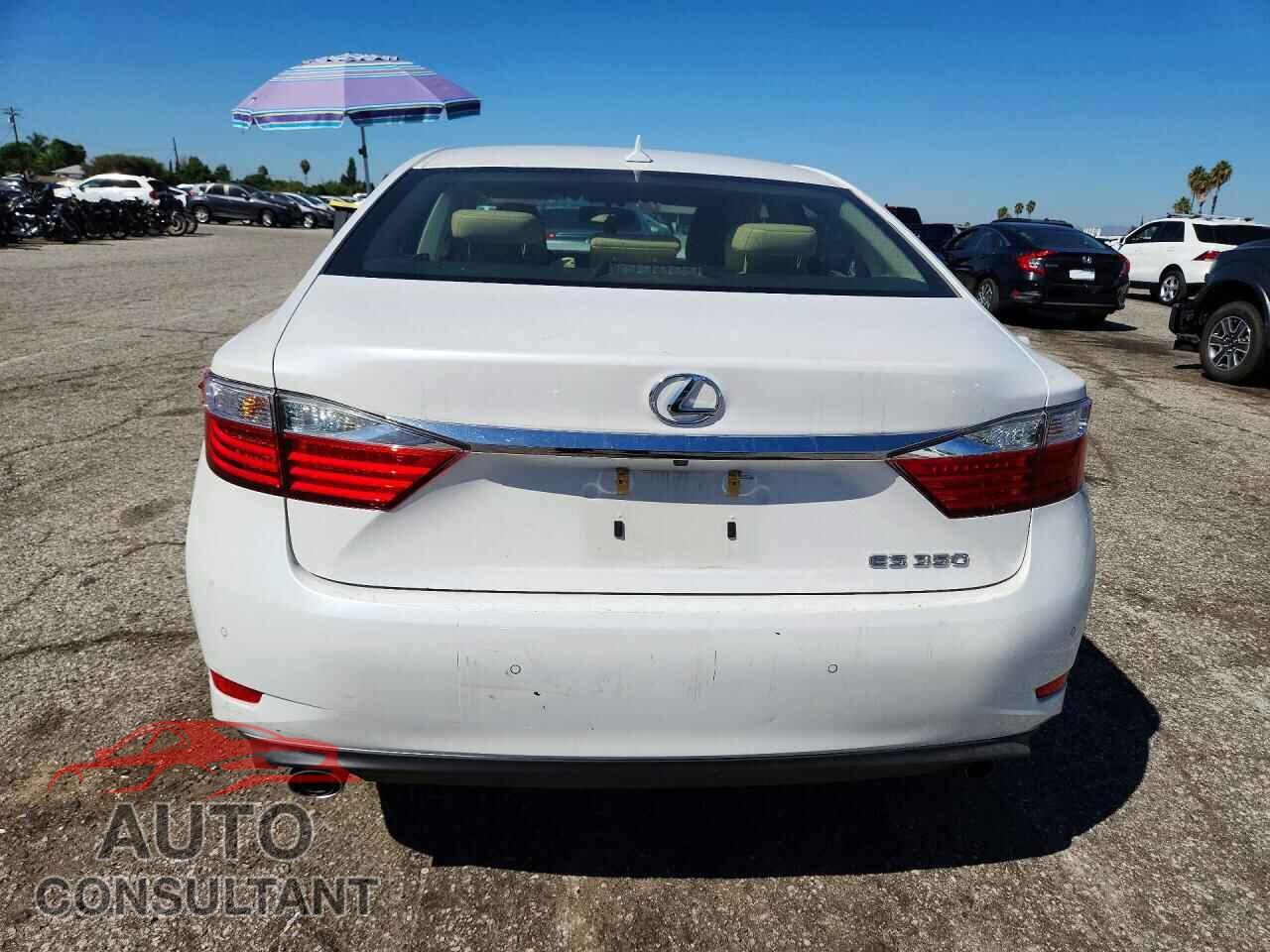 LEXUS ES350 2014 - JTHBK1GG4E2133513