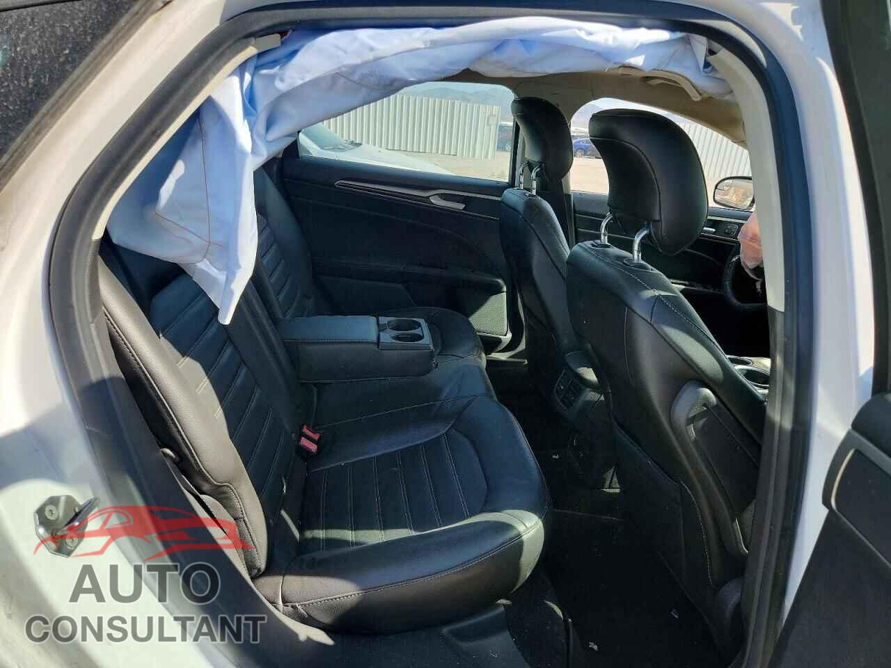 FORD FUSION 2013 - 3FA6P0LU2DR177536