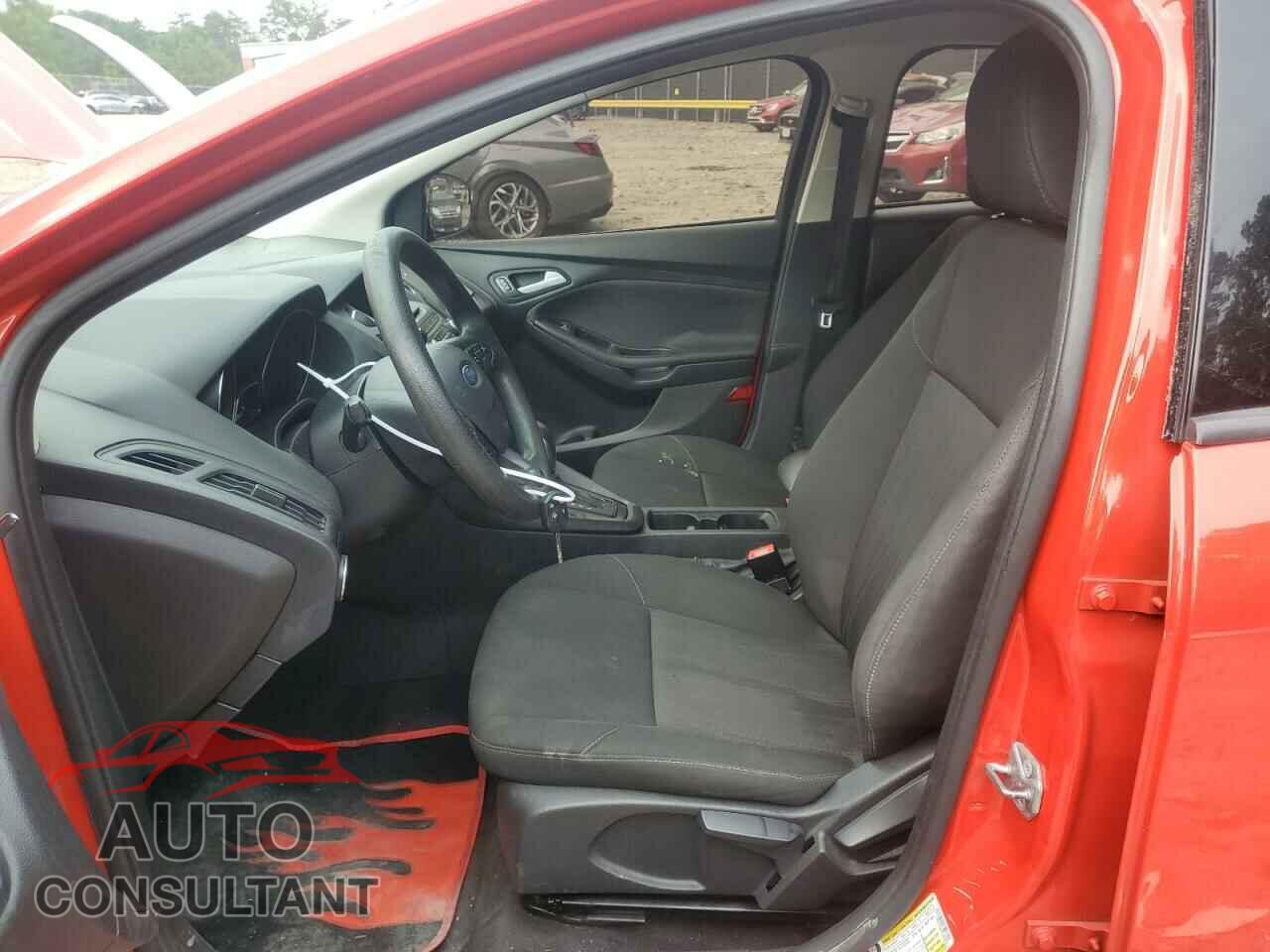 FORD FOCUS 2017 - 1FADP3K24HL340863