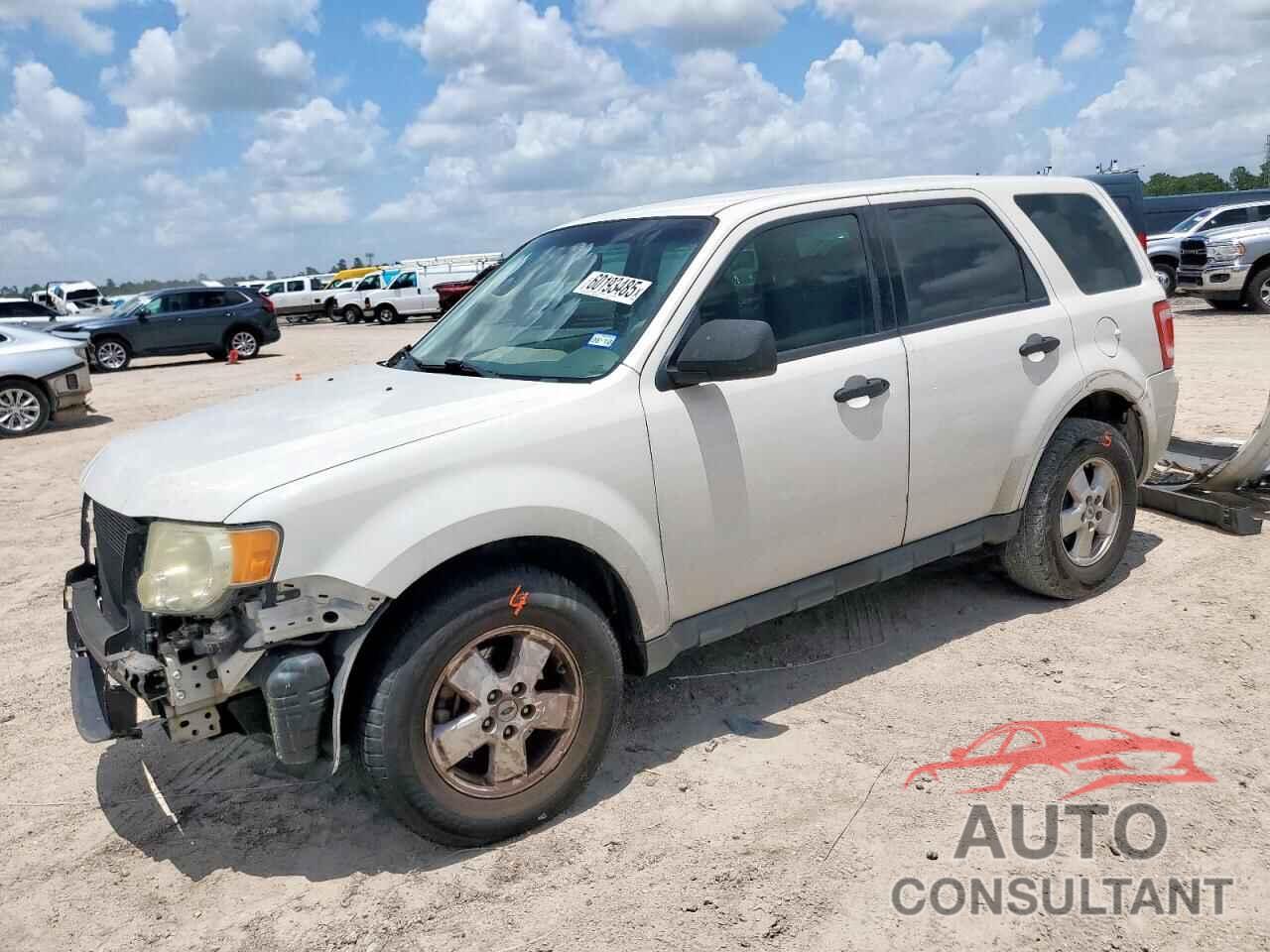 FORD ESCAPE 2011 - 1FMCU0C71BKB60871
