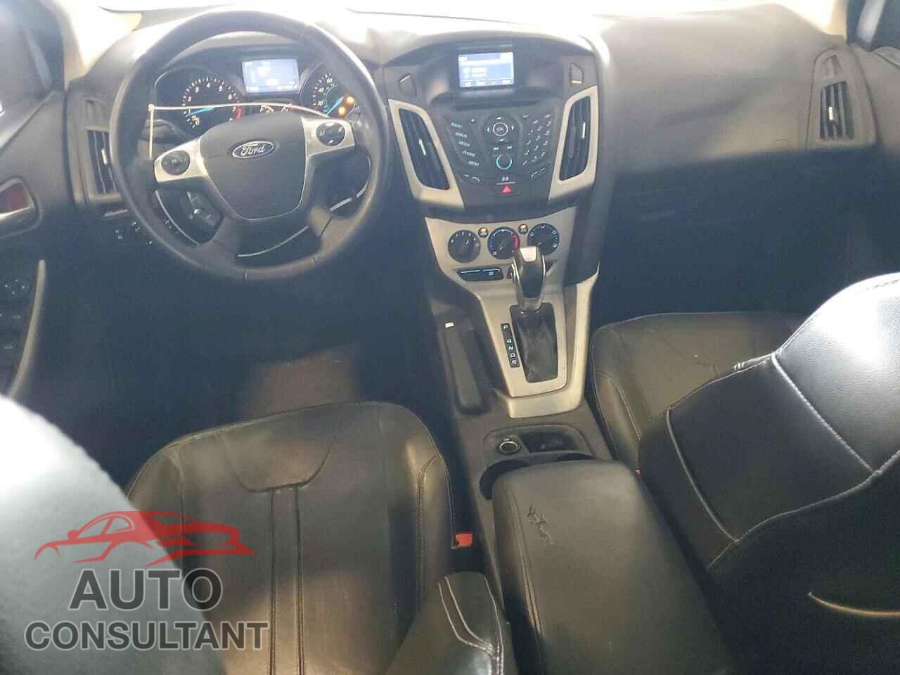 FORD FOCUS 2014 - 1FADP3F27EL448111