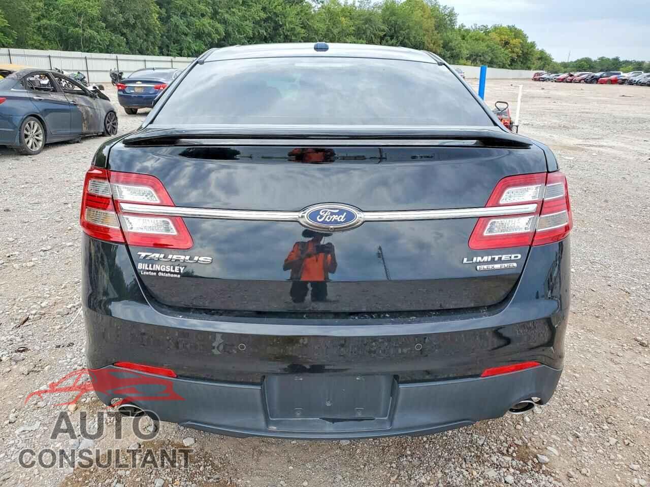 FORD TAURUS 2017 - 1FAHP2F83HG127759