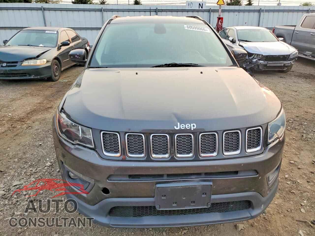 JEEP COMPASS 2018 - 3C4NJDBB8JT178669