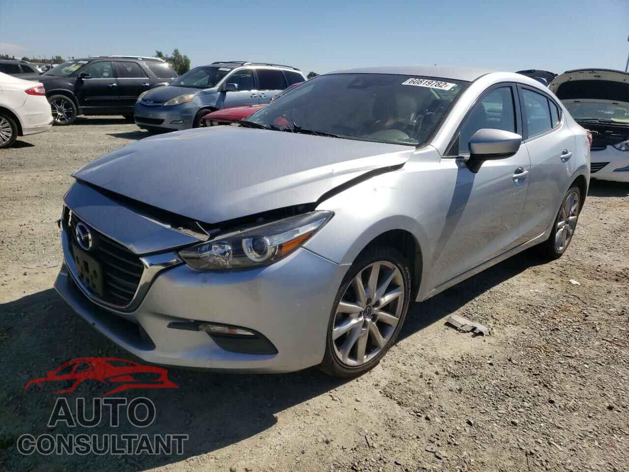 MAZDA 3 2017 - 3MZBN1V79HM119726