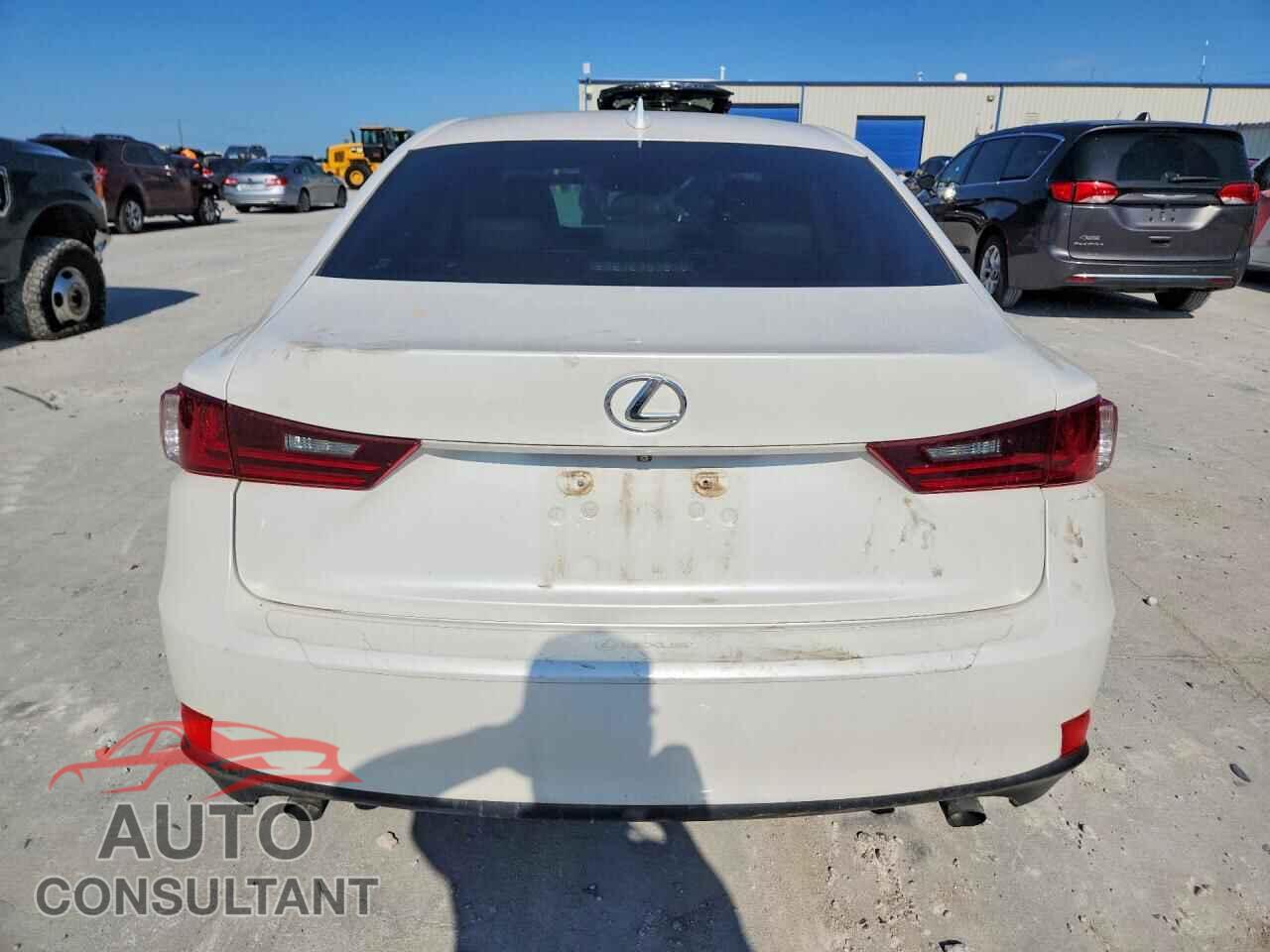 LEXUS IS 2014 - JTHBF1D23E5009034