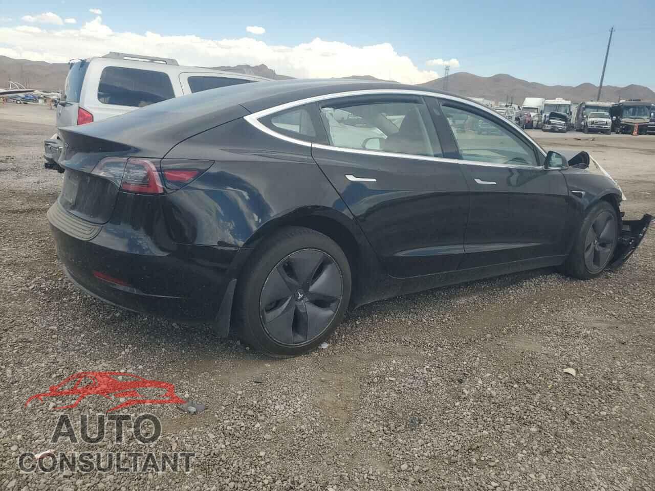 TESLA MODEL 3 2018 - 5YJ3E1EA0JF157066