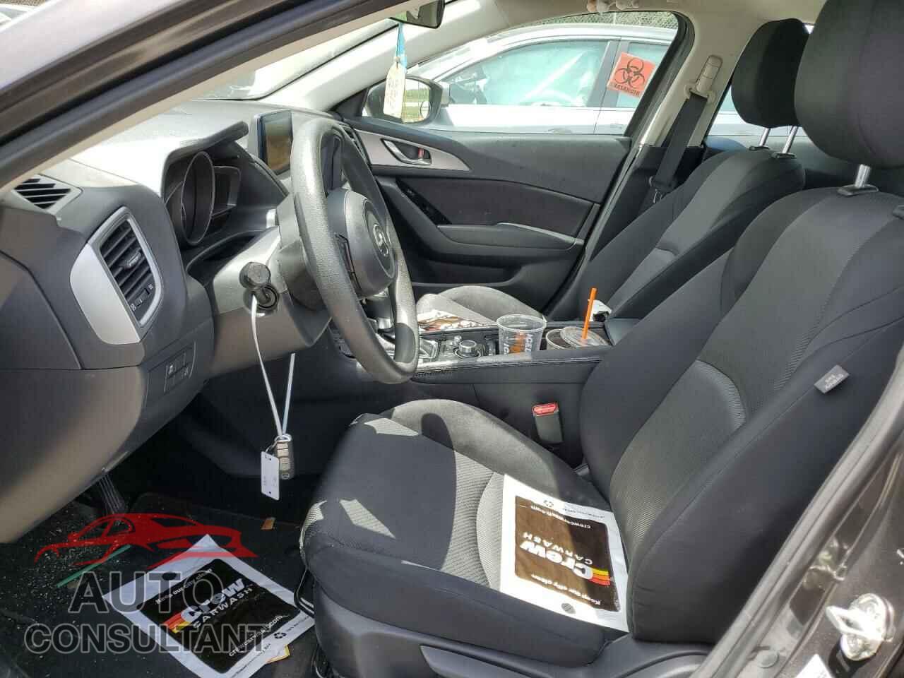 MAZDA 3 2017 - 3MZBN1U76HM109317