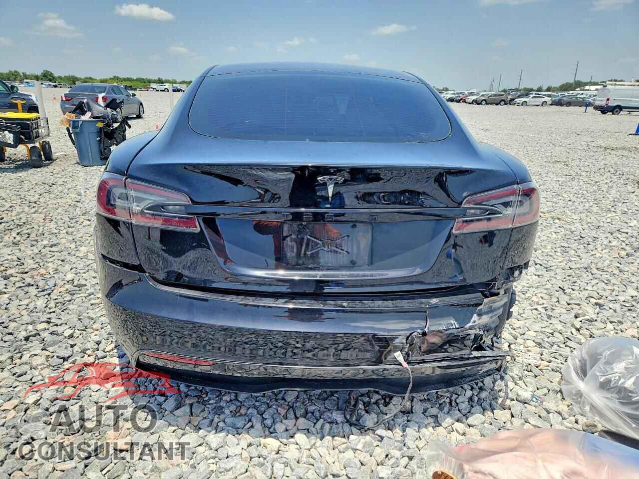 TESLA MODEL S 2021 - 5YJSA1E51MF439845