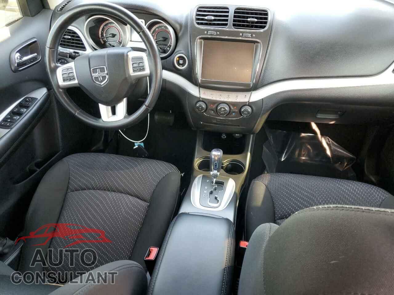 DODGE JOURNEY 2019 - 3C4PDCBB5KT821118
