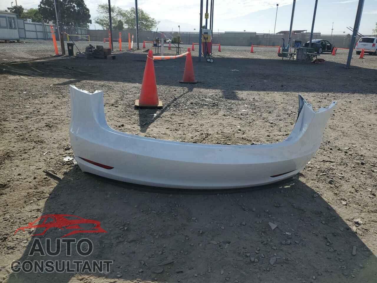 TESLA MODEL 3 2020 - 5YJ3E1EA5LF633539
