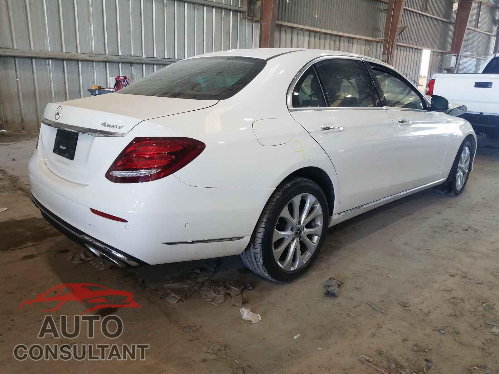 MERCEDES-BENZ E CLASS 2018 - WDDZF4KB1JA352730