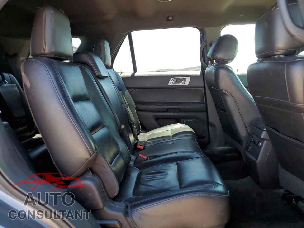 FORD EXPLORER 2013 - 1FM5K7D86DGA22103