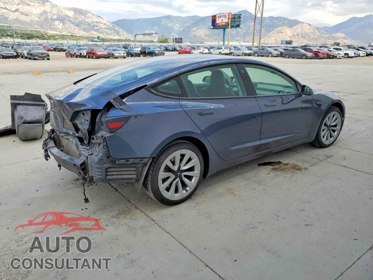 TESLA MODEL 3 2022 - 5YJ3E1EA7NF372482