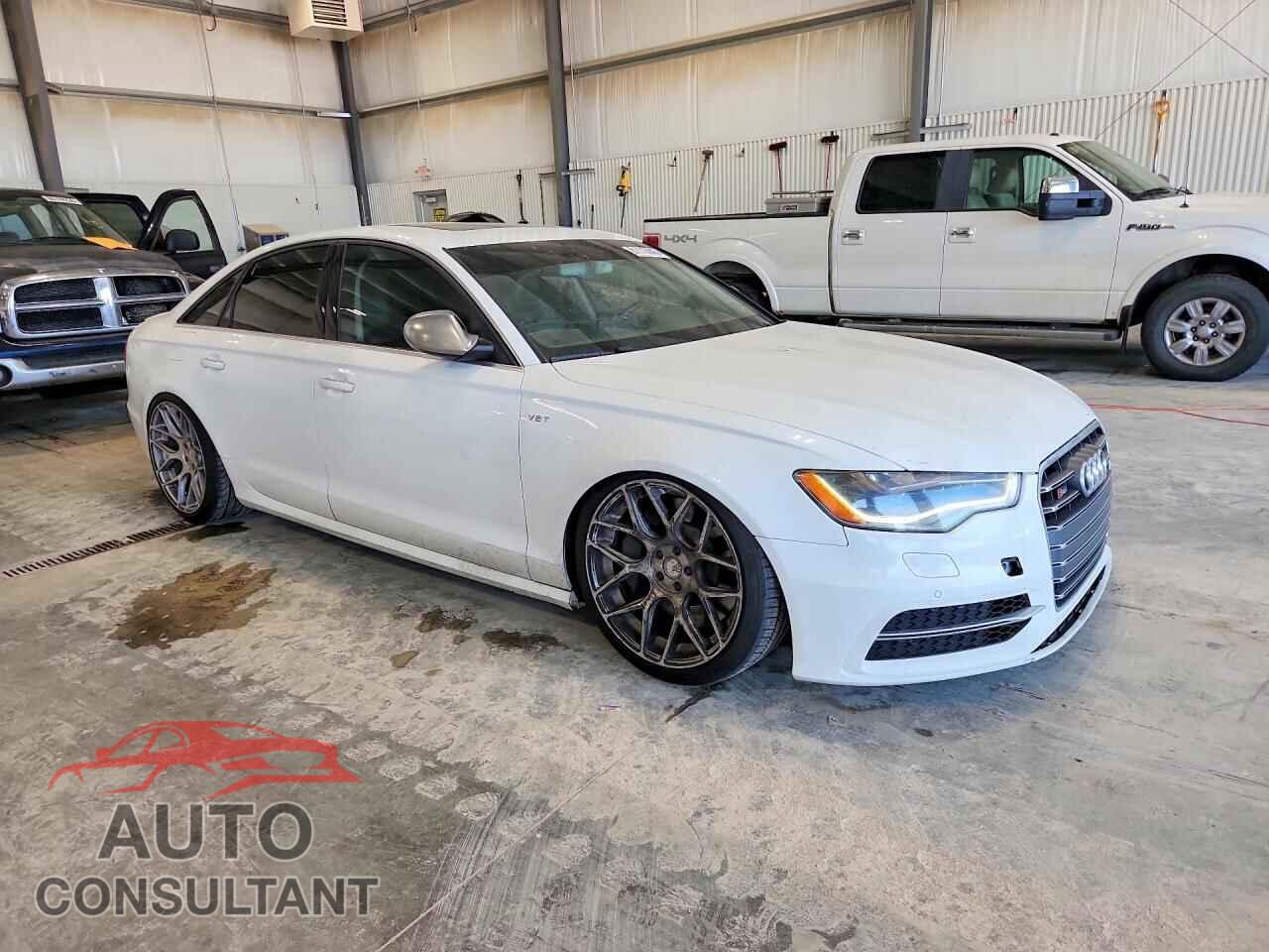 AUDI S6/RS6 2013 - WAUF2BFC8DN133578