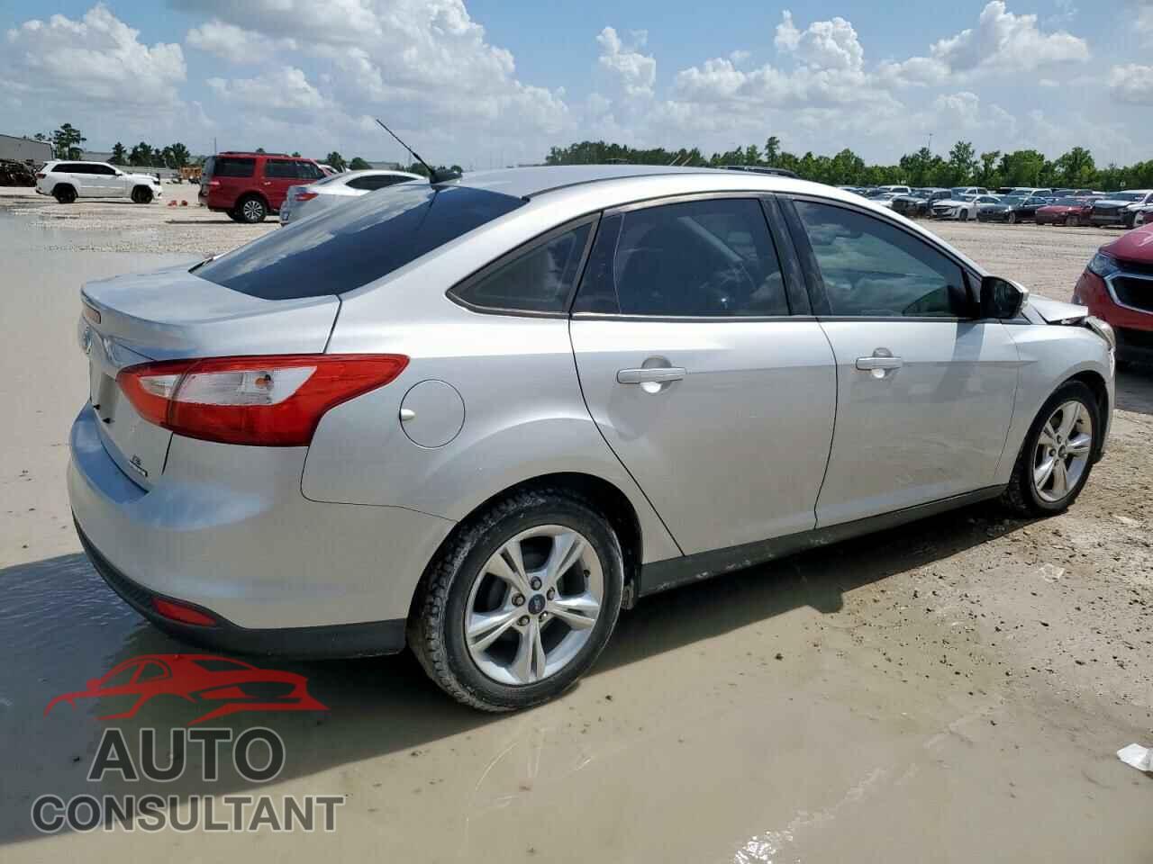 FORD FOCUS 2013 - 1FADP3F22DL263124